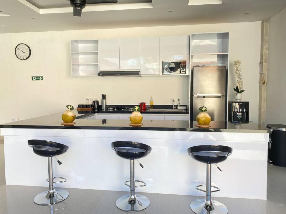 Villa Akmali Umalas 2Br With Private Pool & Jacuzzi Canggu Εξωτερικό φωτογραφία